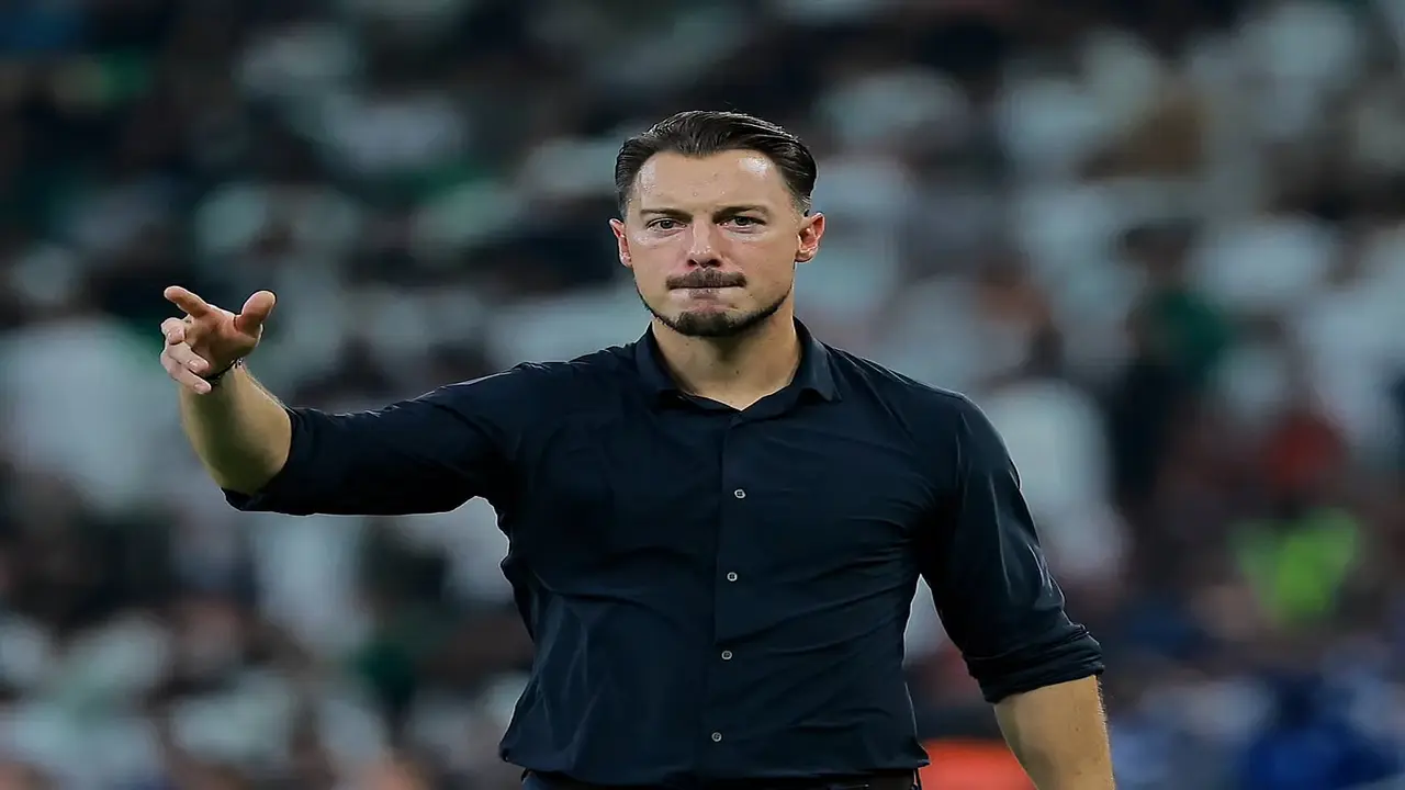 يايسله يوضح أسباب عدم رضائه عن الأداء رغم تأهل فريقه للنهائي